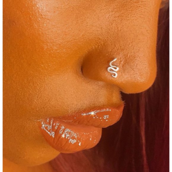 14kt Snake Nosestud Symbols of Rebirth Made With 14kt Yellow Gold 20 Gauge - Picture 1 of 2